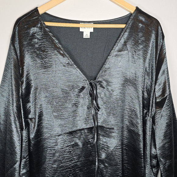 Ava & Viv Women's Black Satin V-Neck Top Long Bell Sleeves 2X Glam Whimsigoth - Picture 5 of 15